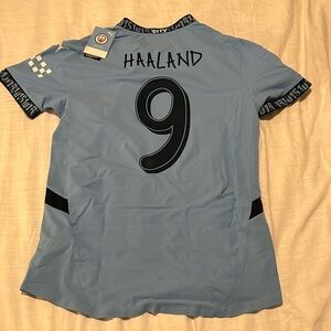 Authentic Erling Haaland Manchester City Jersey - Size M - Classic Fit - Unworn